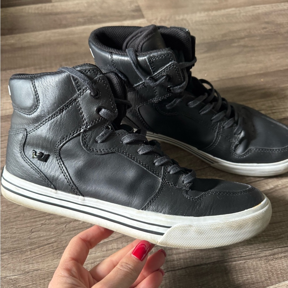 Supra Men's Black Leather Sneakers - Picture 2 of 6